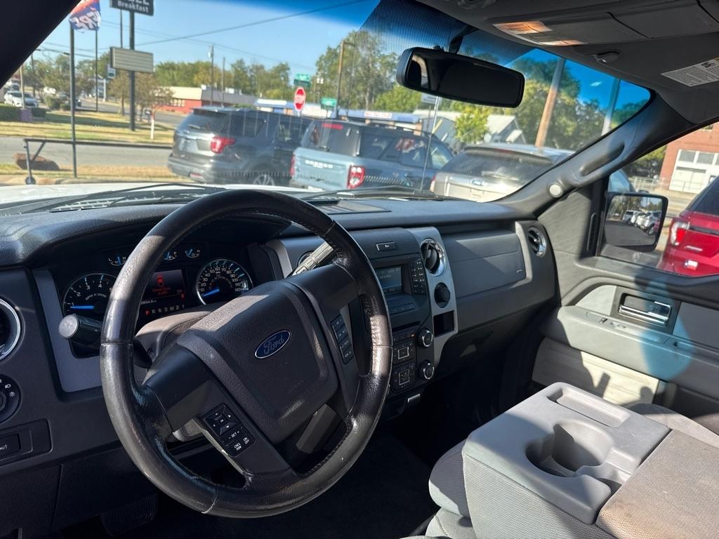 Ford F-150 XL SuperCrew 5.5-ft. Bed 4WD 2014
