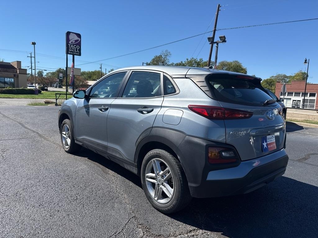 Hyundai Kona SE 2021