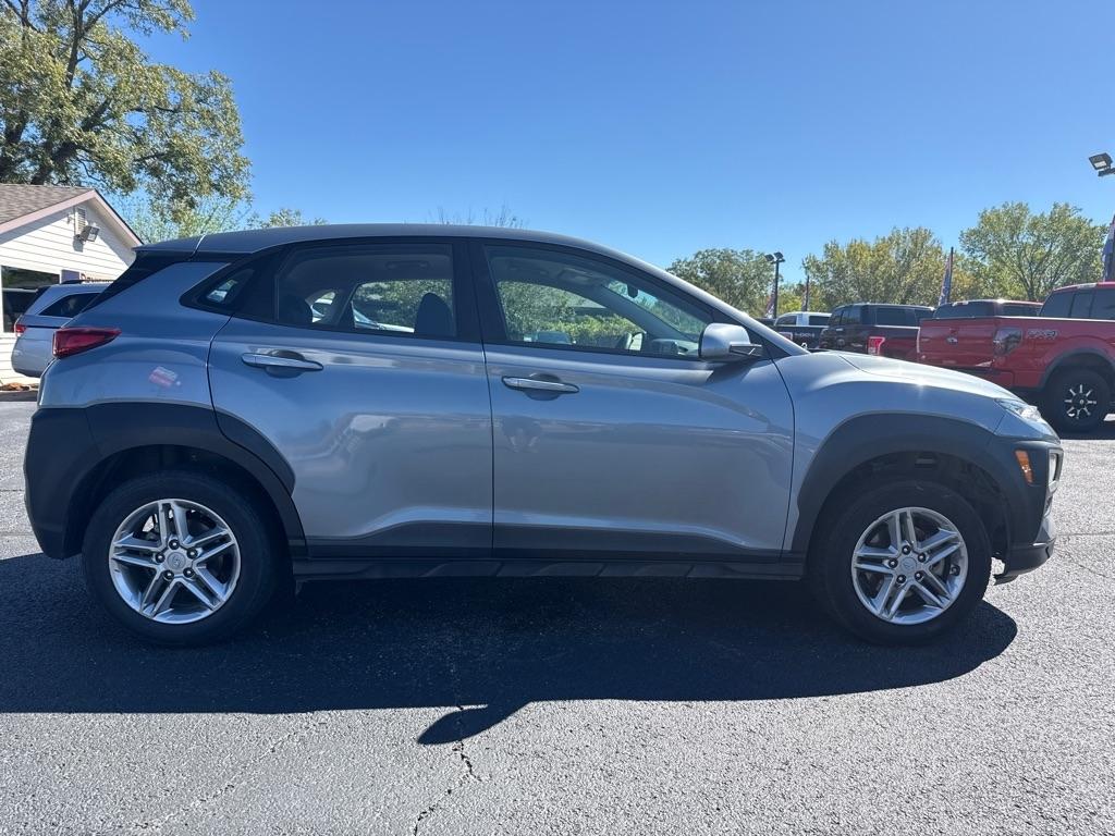 Hyundai Kona SE 2021