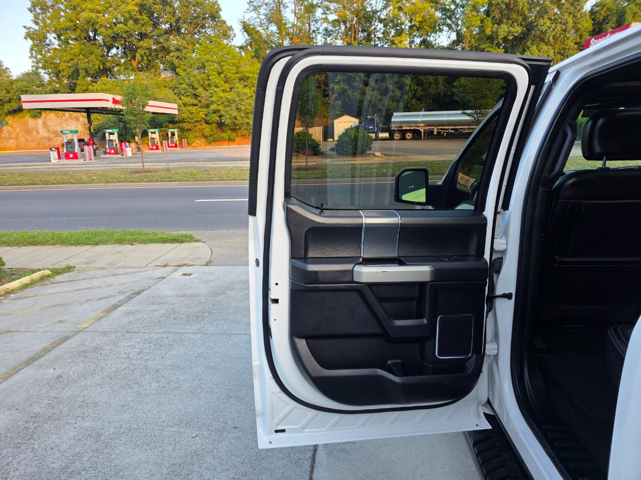 Ford F-150 King-Ranch SuperCrew 5.5-ft. 4WD 2019