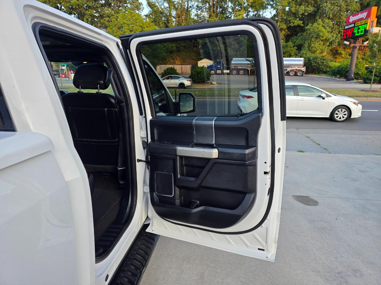 Ford F-150 King-Ranch SuperCrew 5.5-ft. 4WD 2019