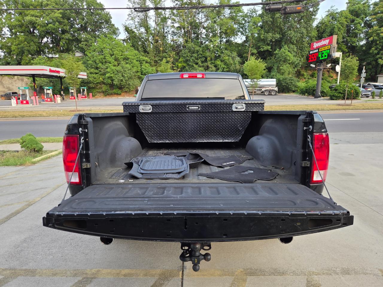 RAM 1500 Tradesman Quad Cab 4WD 2018