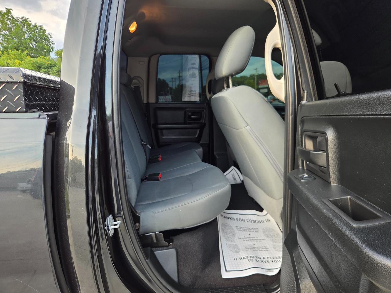 RAM 1500 Tradesman Quad Cab 4WD 2018