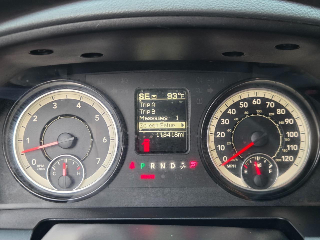 RAM 1500 Tradesman Quad Cab 4WD 2018