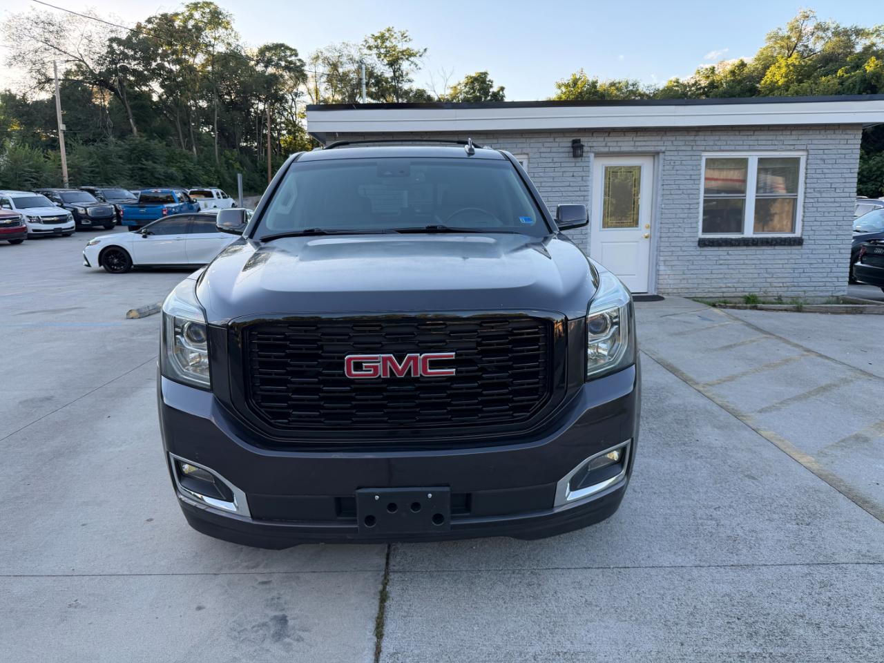 GMC Yukon SLT 4WD 2016