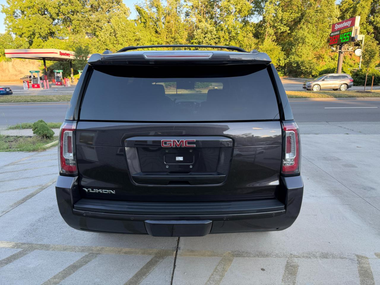 GMC Yukon SLT 4WD 2016