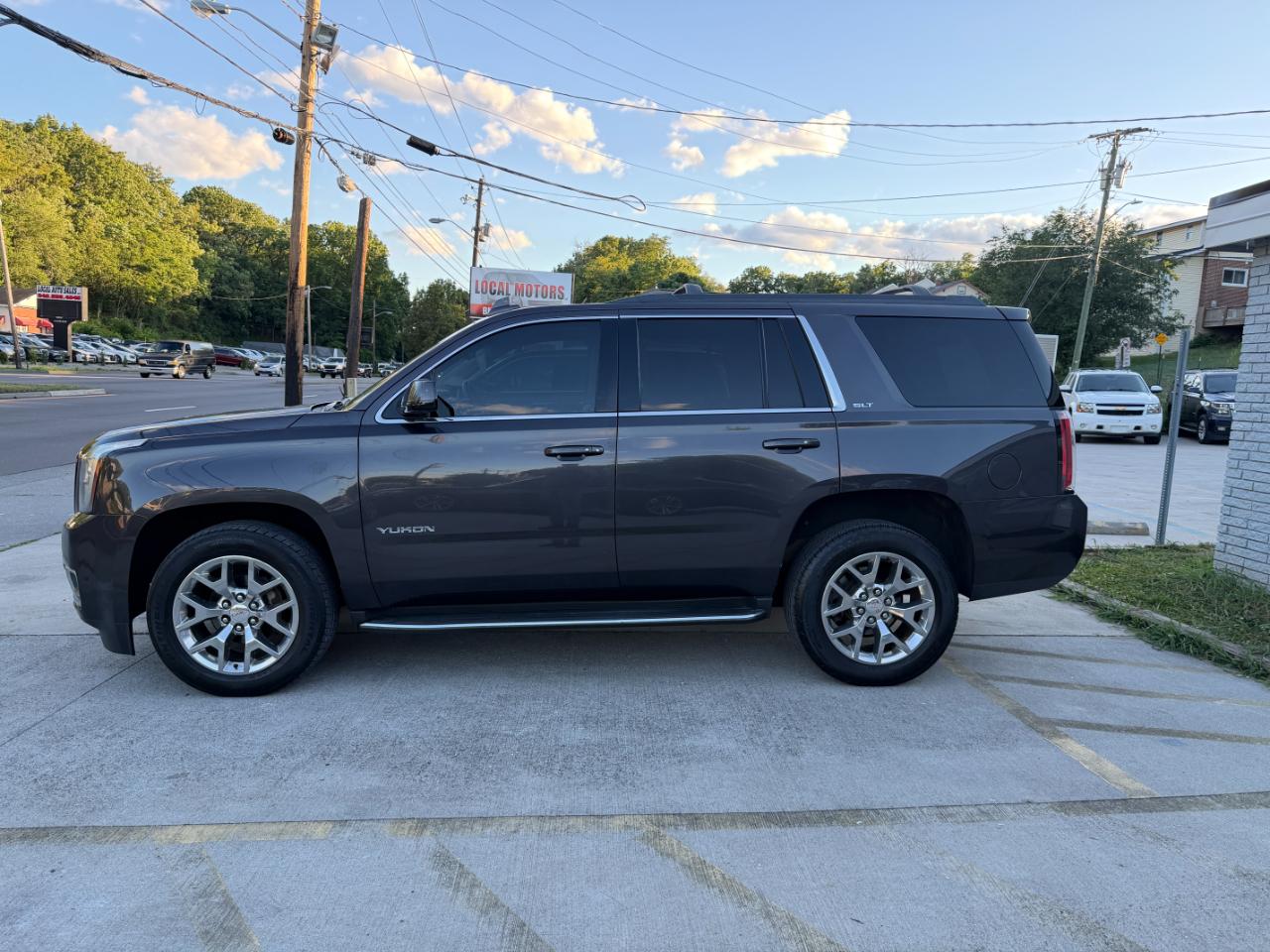GMC Yukon SLT 4WD 2016