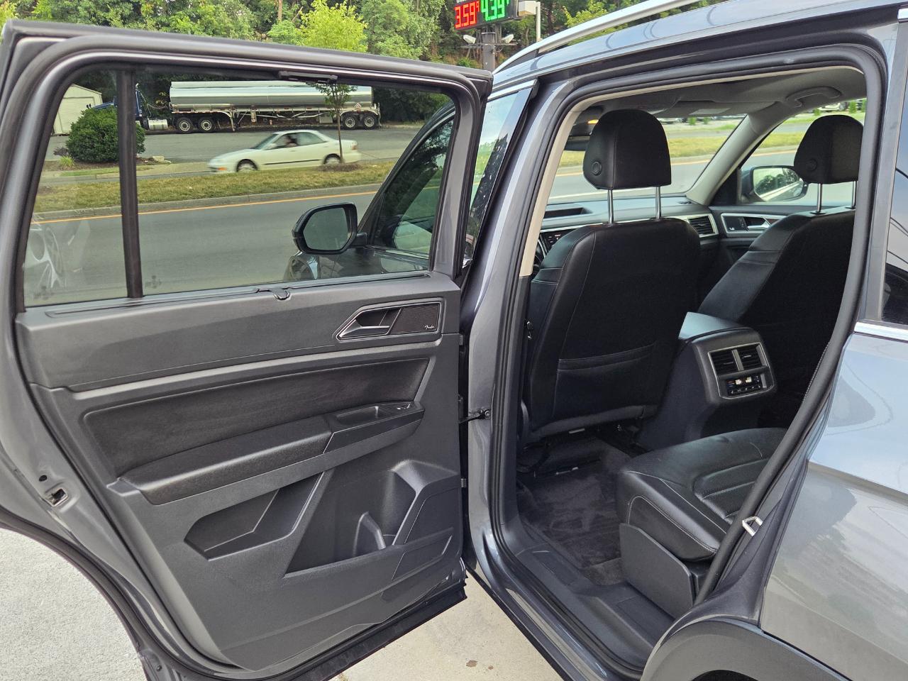 Volkswagen Atlas V6 SEL Premium AWD 2018