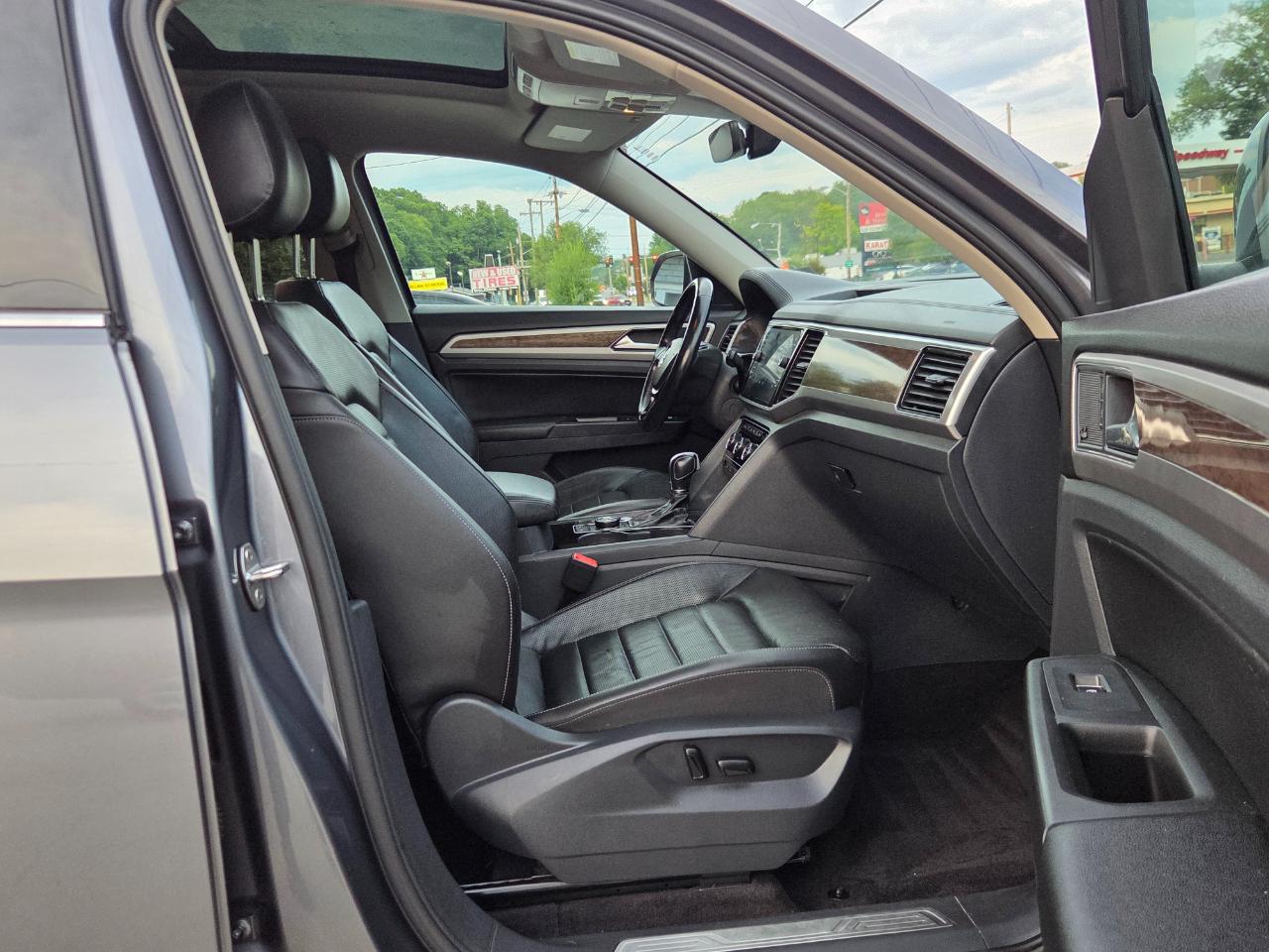 Volkswagen Atlas V6 SEL Premium AWD 2018