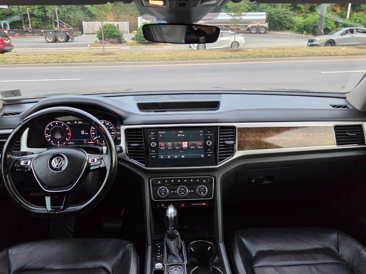 Volkswagen Atlas V6 SEL Premium AWD 2018