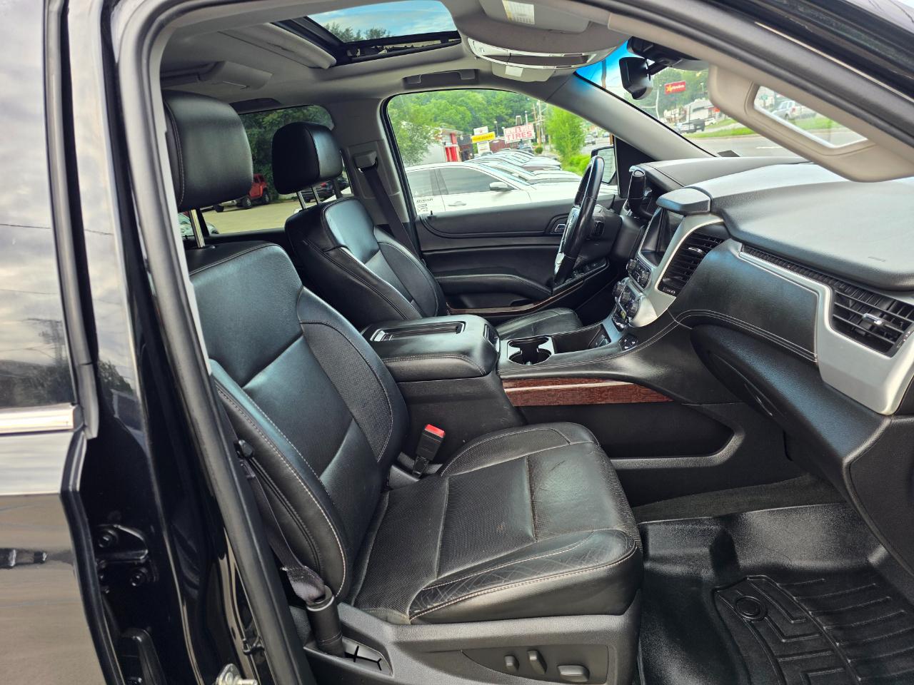 GMC Yukon XL SLT 1/2 Ton 4WD 2015