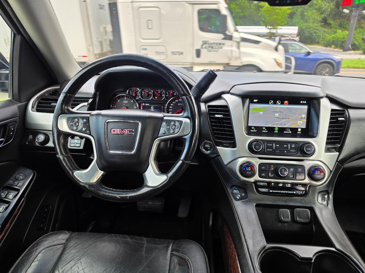 GMC Yukon XL SLT 1/2 Ton 4WD 2015