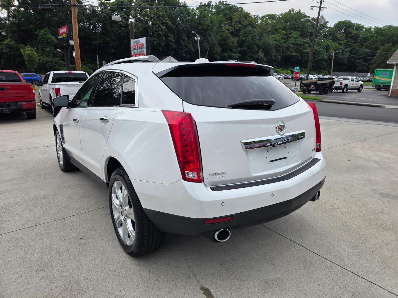 Cadillac SRX Premium Collection FWD 2016