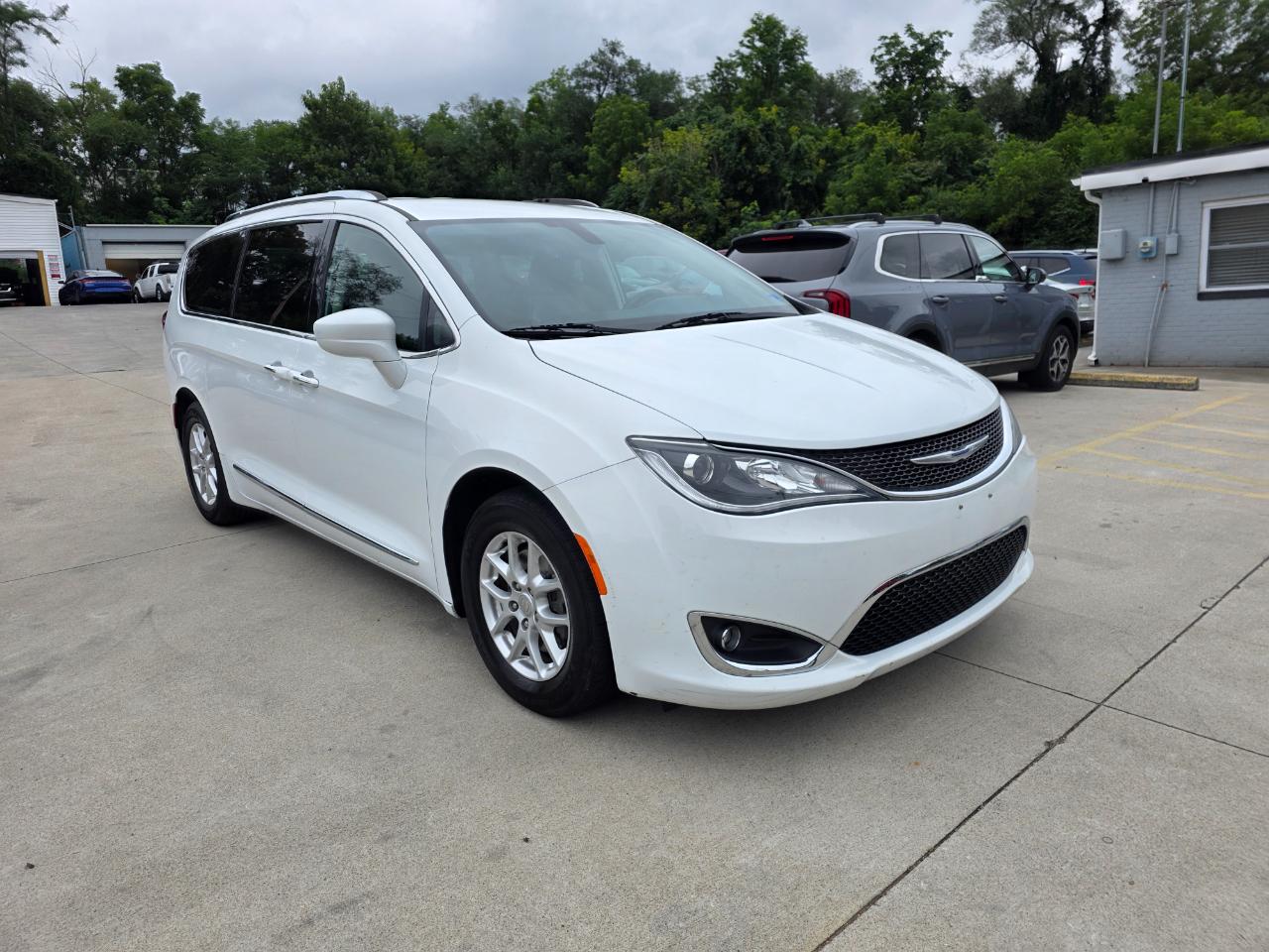 Chrysler Pacifica Touring-L 2020