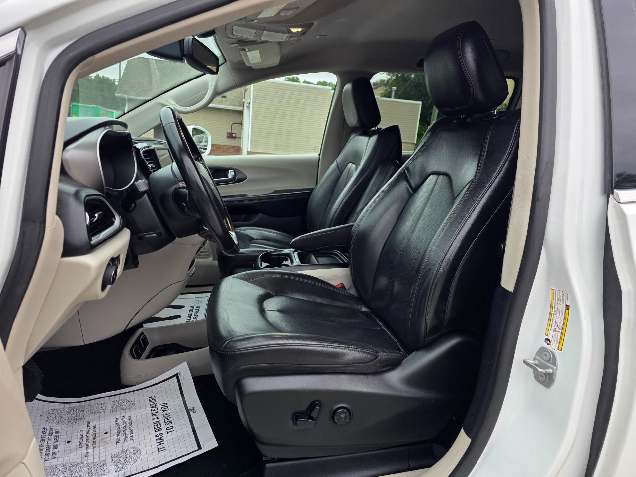 Chrysler Pacifica Touring-L 2020
