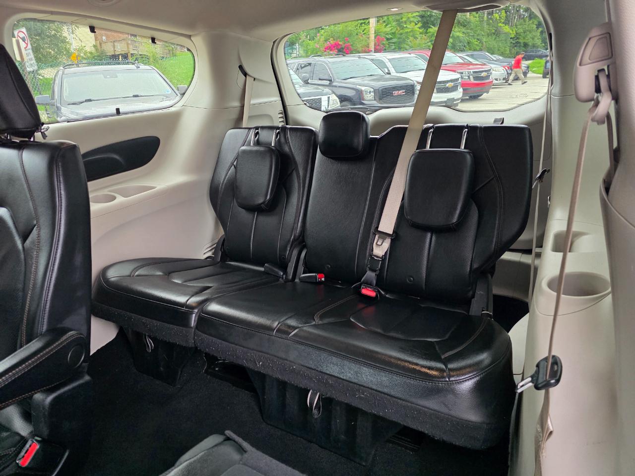 Chrysler Pacifica Touring-L 2020