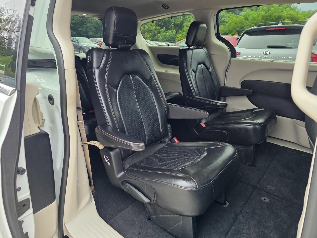 Chrysler Pacifica Touring-L 2020