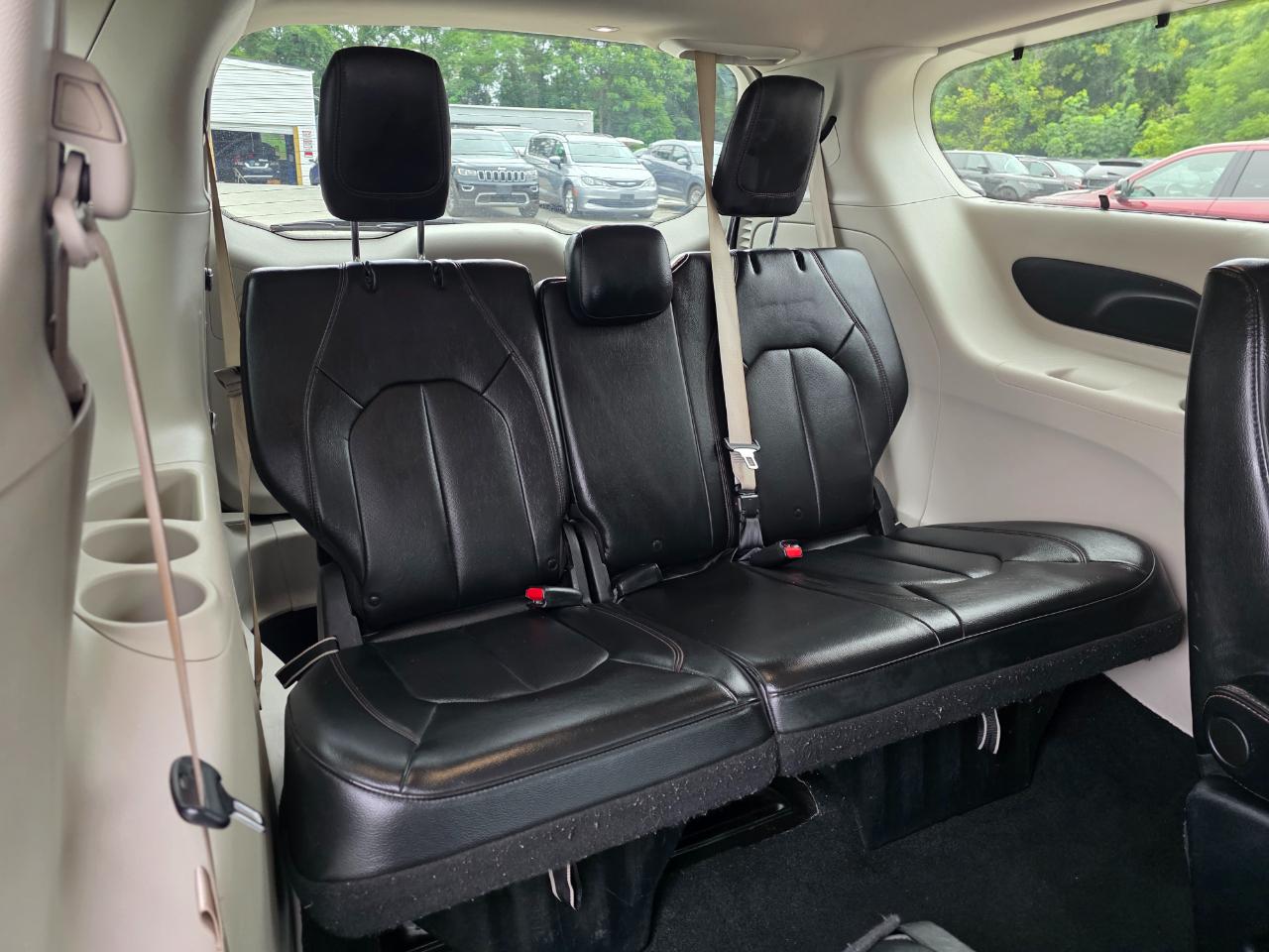 Chrysler Pacifica Touring-L 2020