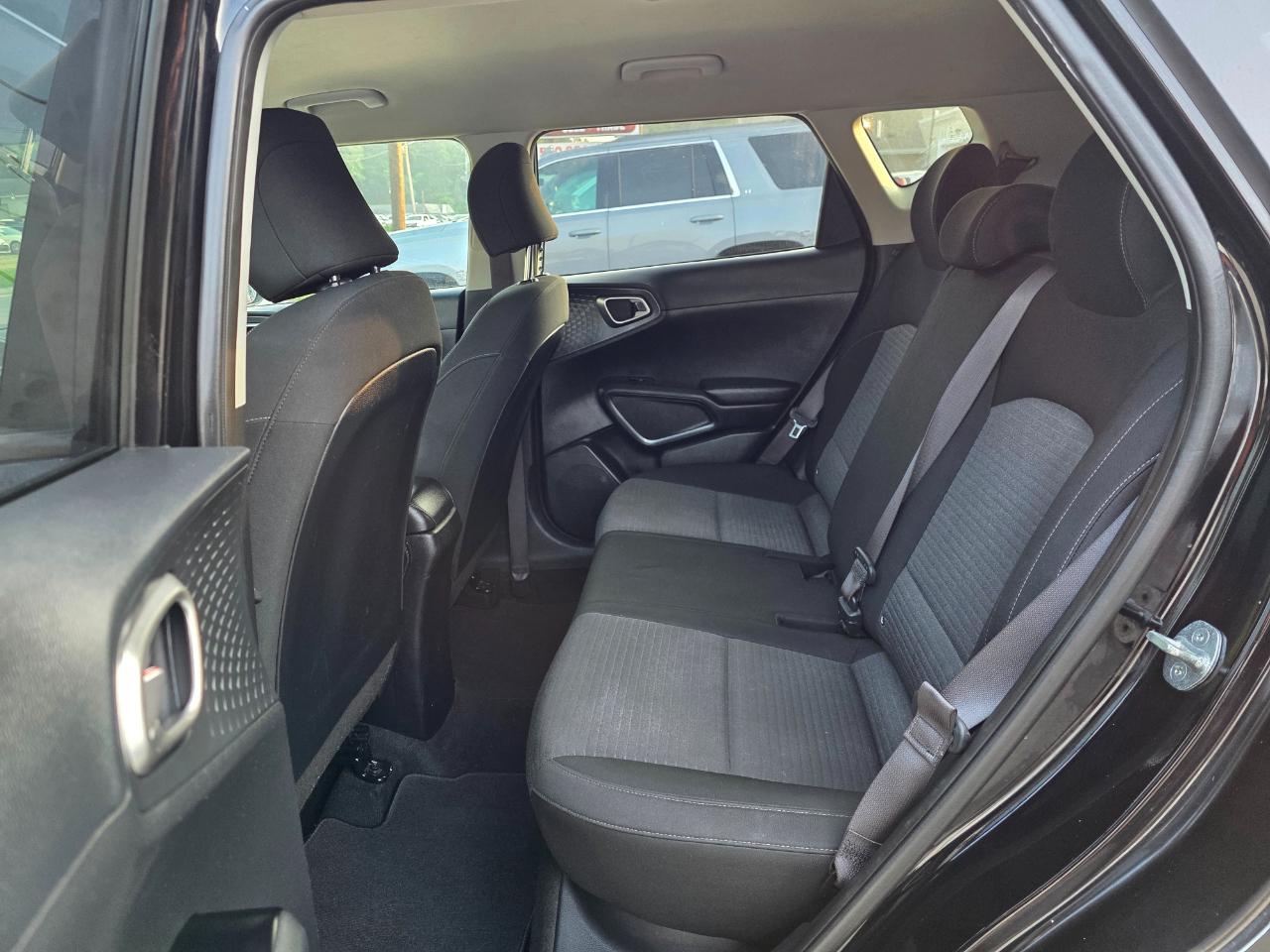 Kia Soul LX CVT 2021