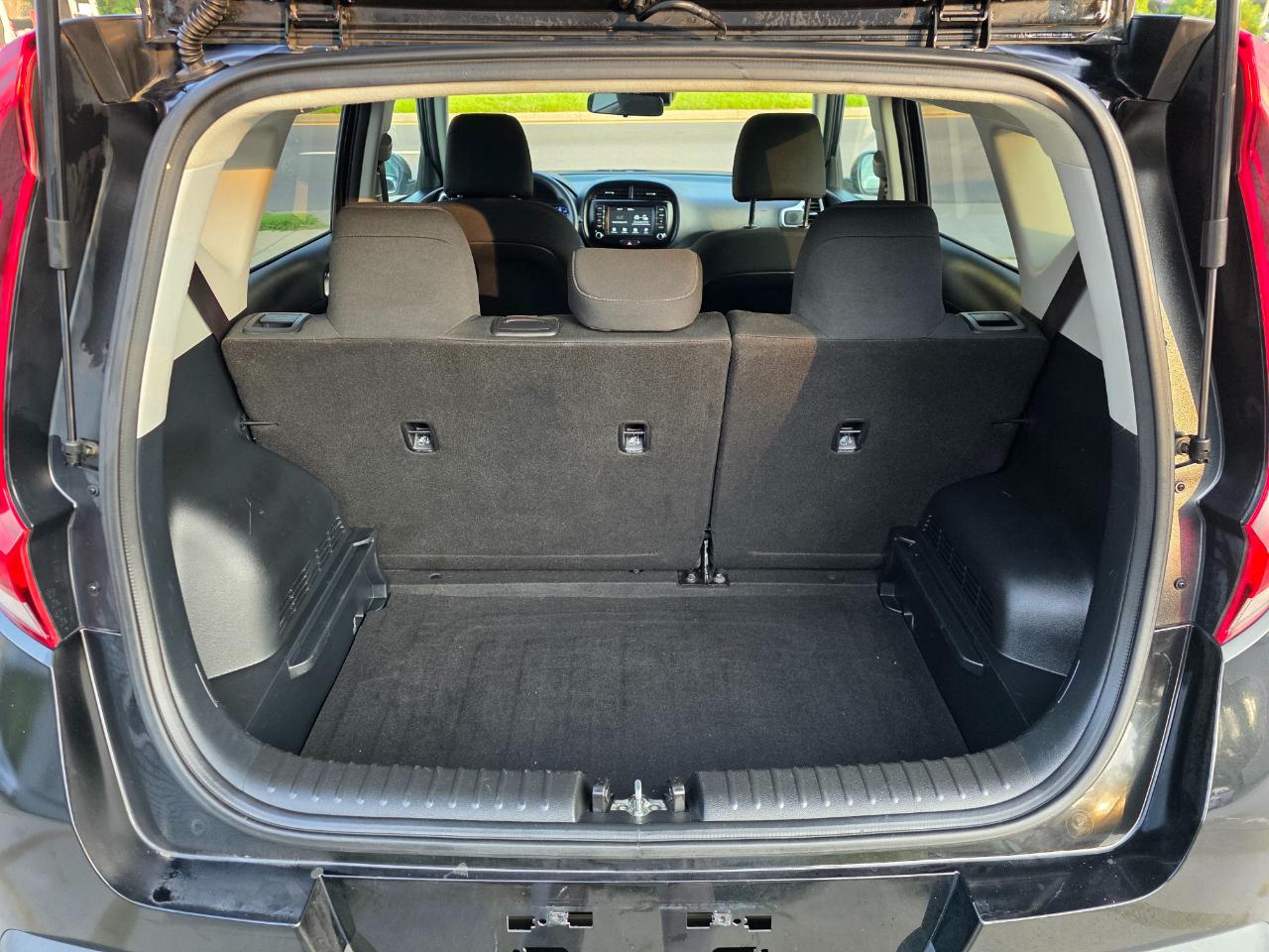 Kia Soul LX CVT 2021