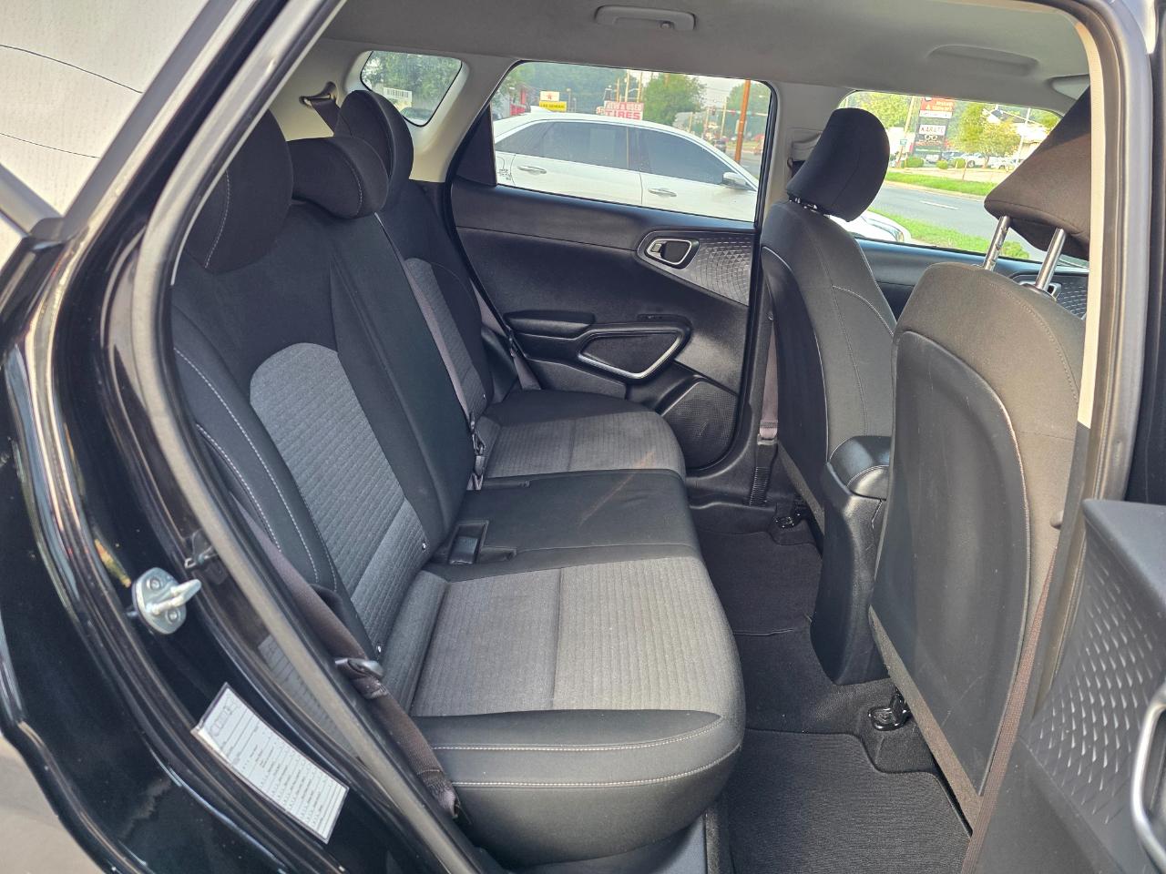 Kia Soul LX CVT 2021