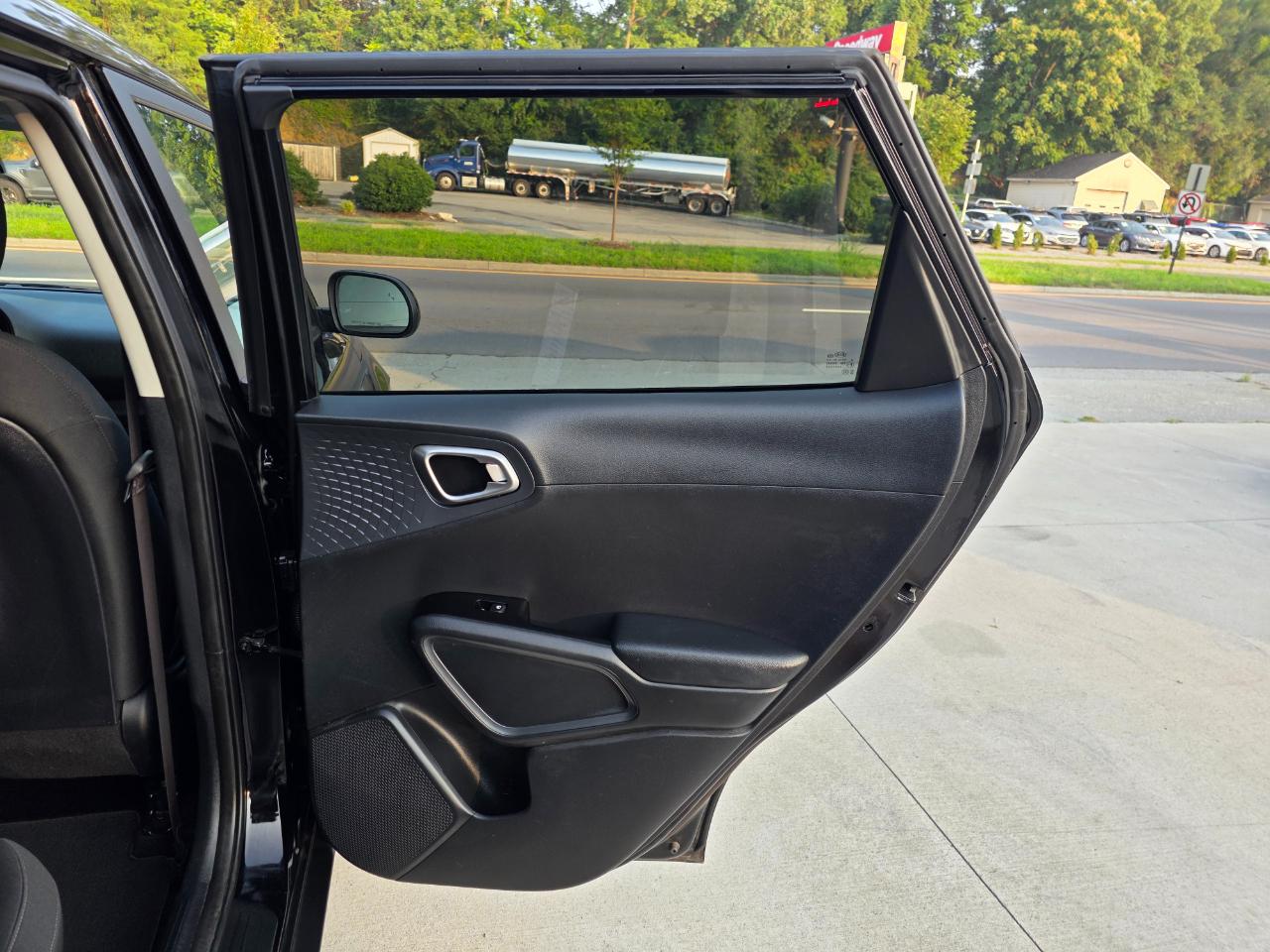 Kia Soul LX CVT 2021