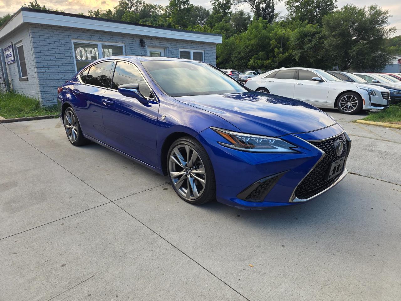 Lexus ES 350 Luxury 2019