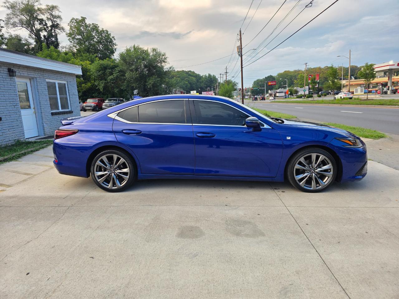 Lexus ES 350 Luxury 2019