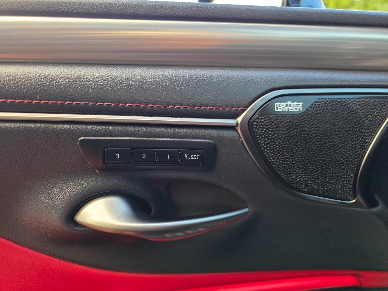 Lexus ES 350 Luxury 2019