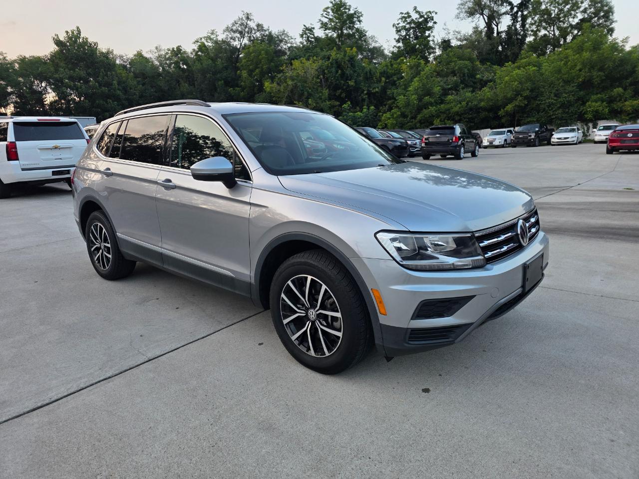 Volkswagen Tiguan SE 4Motion 2021