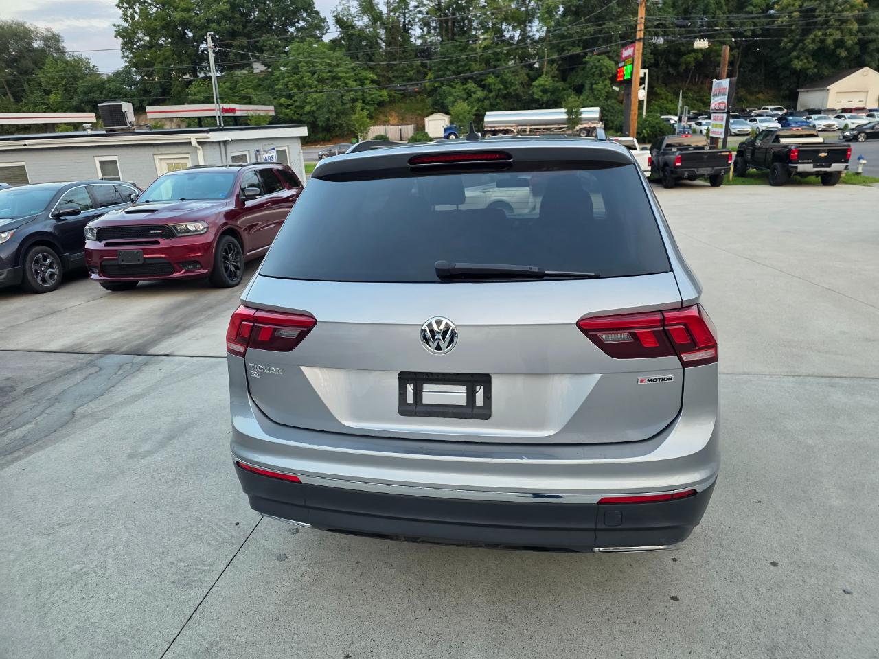 Volkswagen Tiguan SE 4Motion 2021