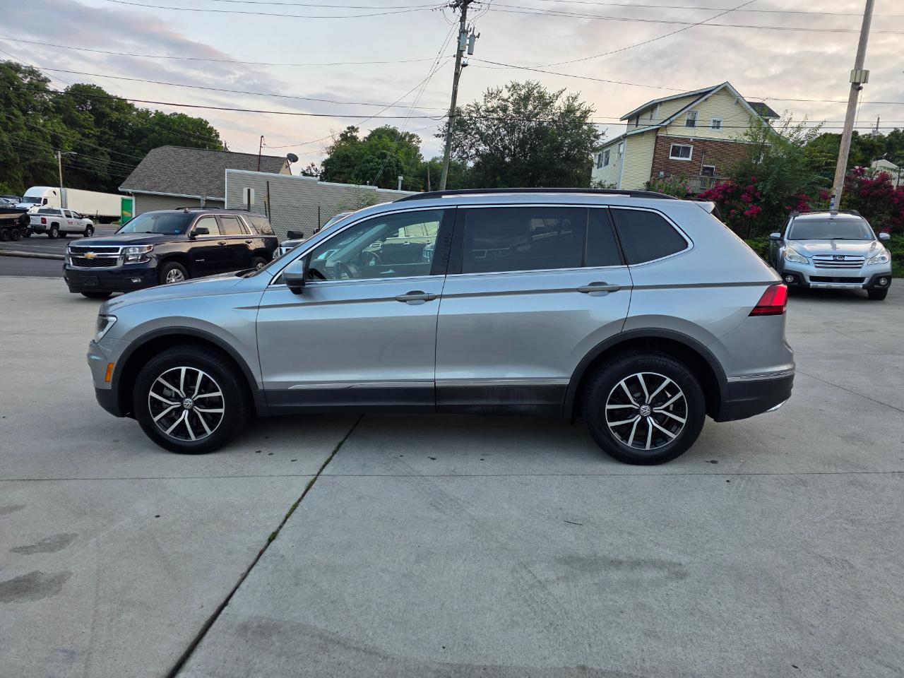 Volkswagen Tiguan SE 4Motion 2021