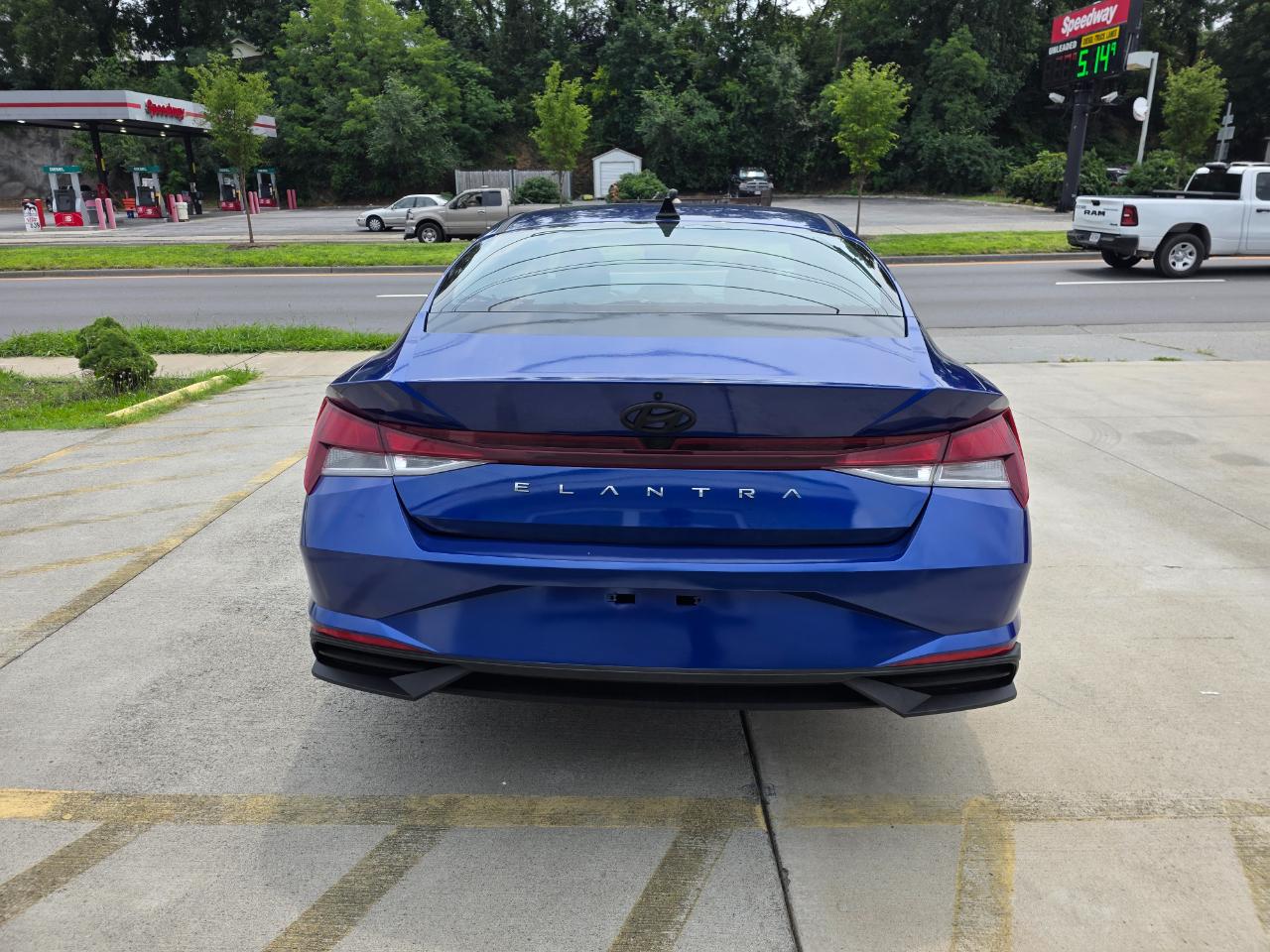 Hyundai Elantra SEL 2021