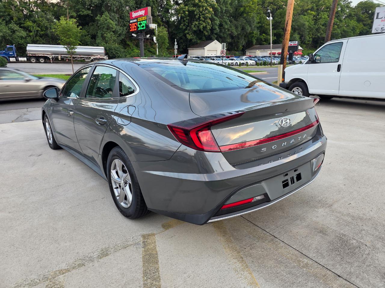 Hyundai Sonata SE 2021