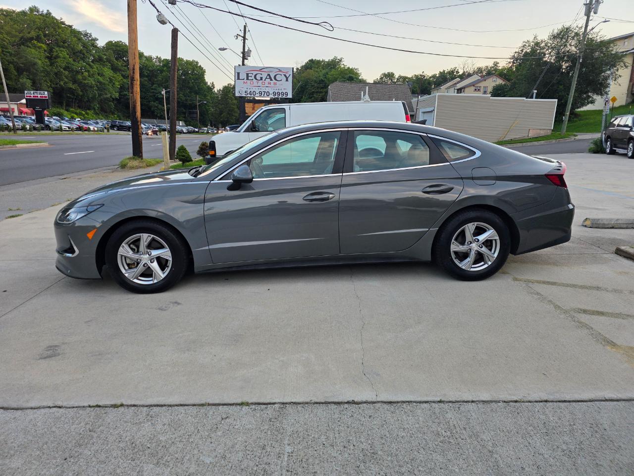Hyundai Sonata SE 2021