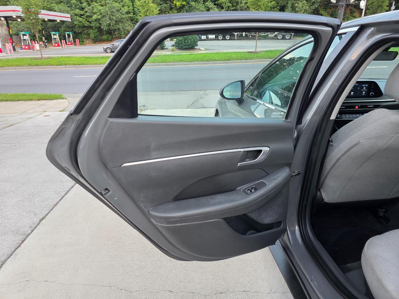 Hyundai Sonata SE 2021