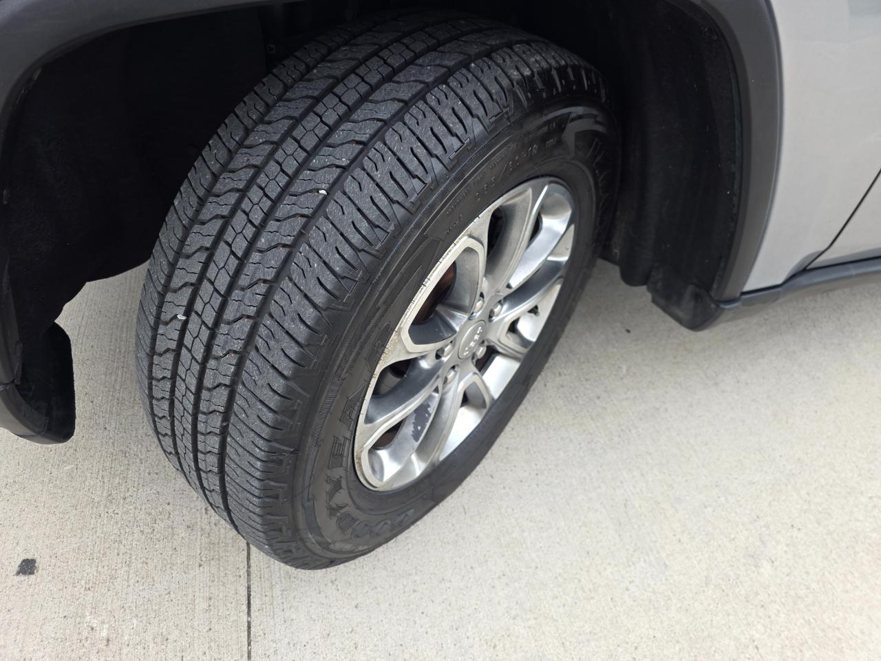 Jeep Grand Cherokee Limited 4WD 2015