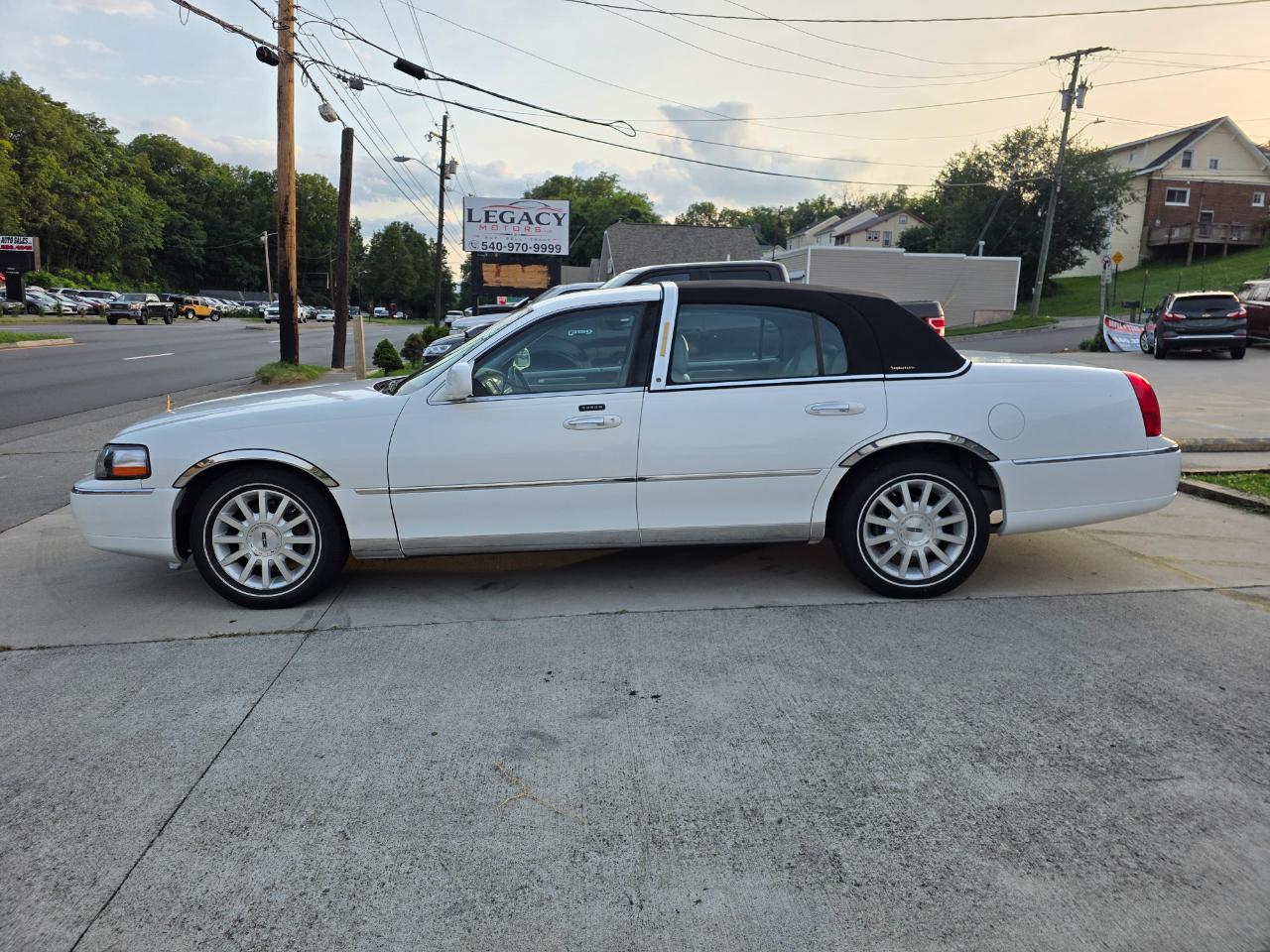 Lincoln Town Car Signature 2007