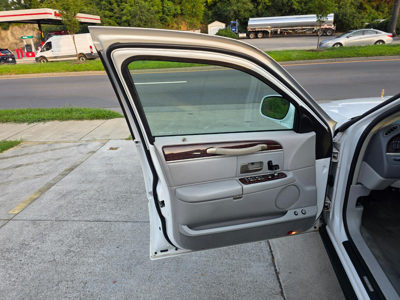 Lincoln Town Car Signature 2007