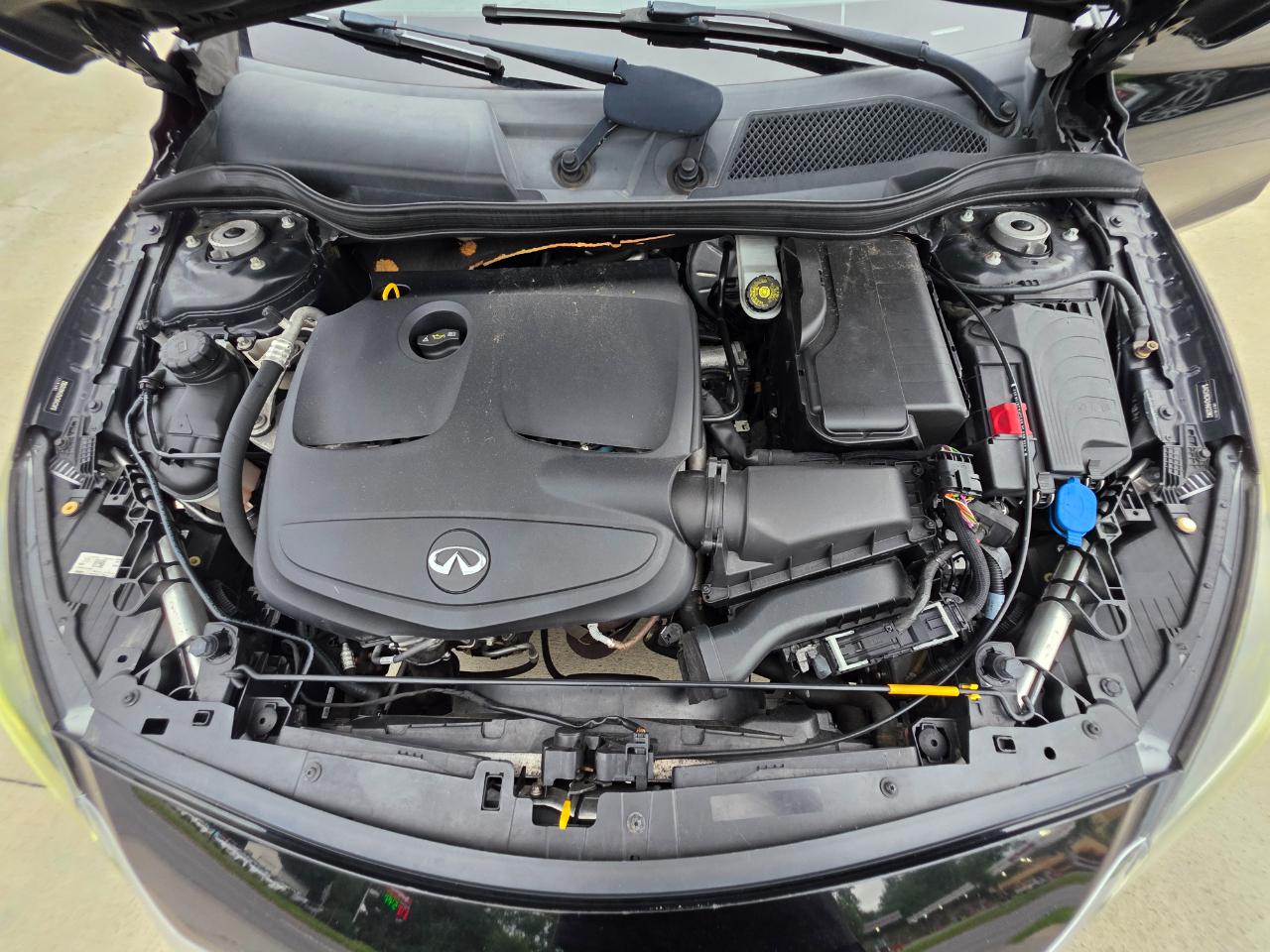 Infiniti QX30 Luxury AWD 2017