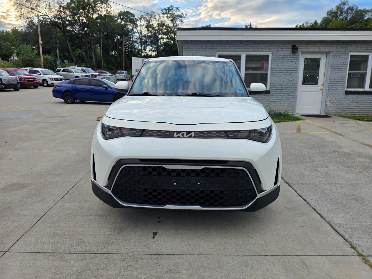 Kia Soul LX CVT 2023