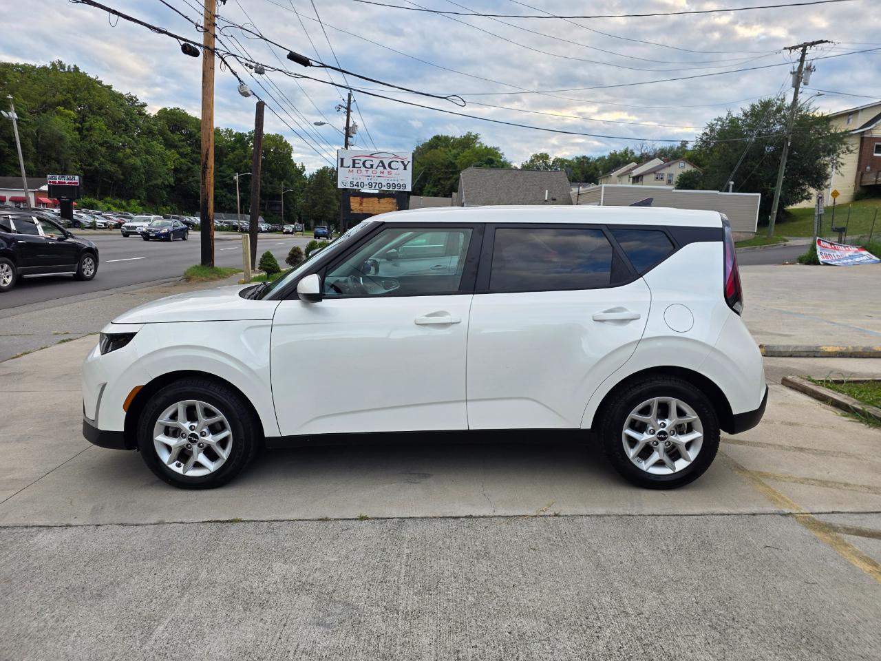 Kia Soul LX CVT 2023