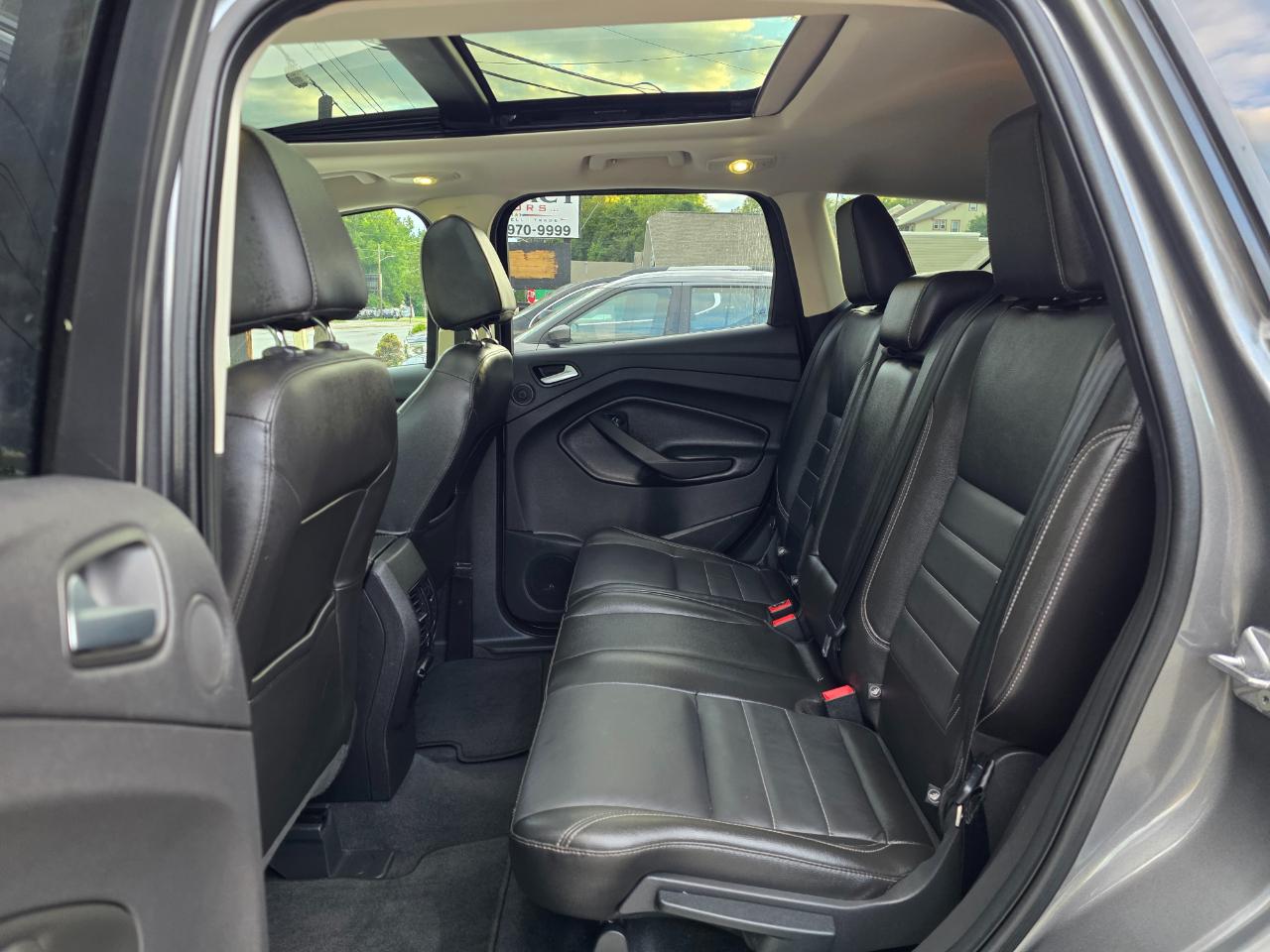 Ford Escape Titanium 4WD 2014
