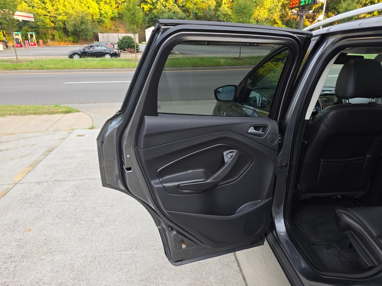 Ford Escape Titanium 4WD 2014