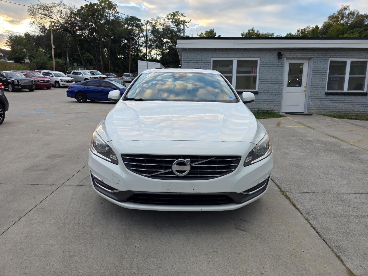 Volvo S60 2.5 Premier 4WD 2015