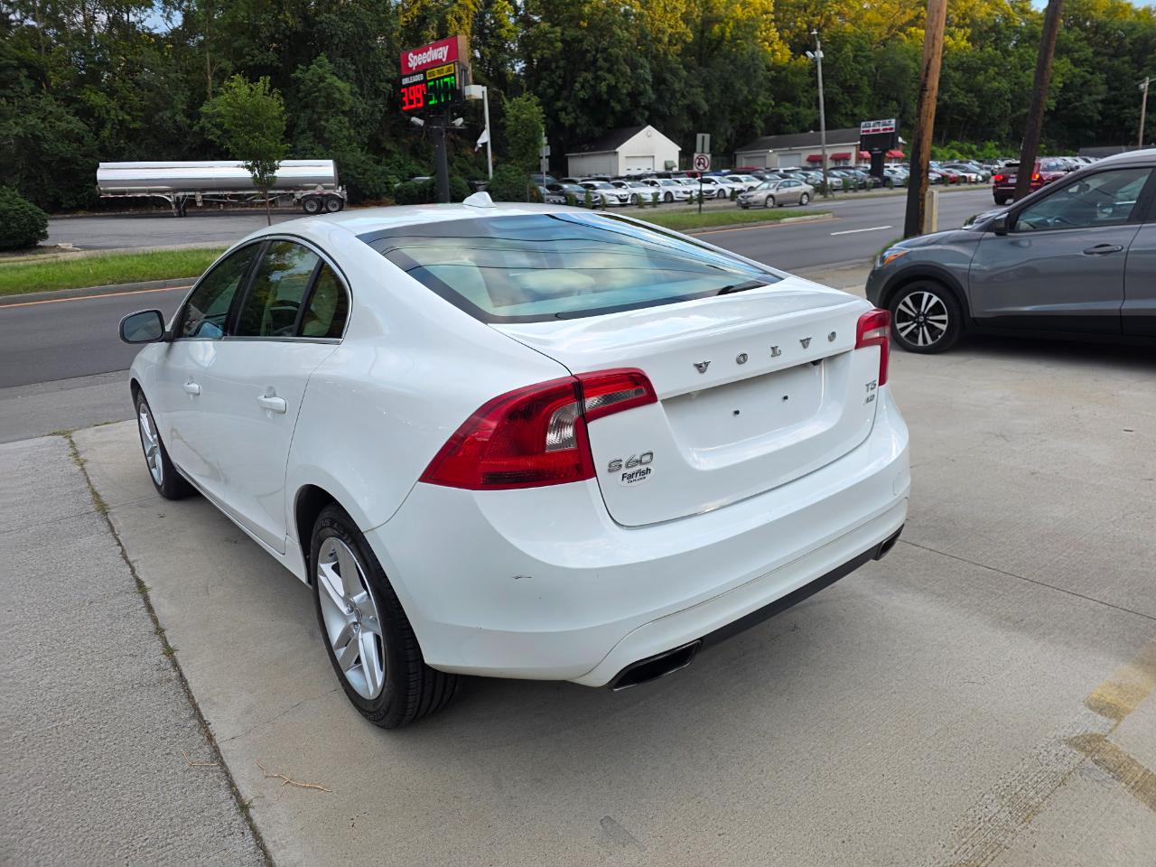 Volvo S60 2.5 Premier 4WD 2015