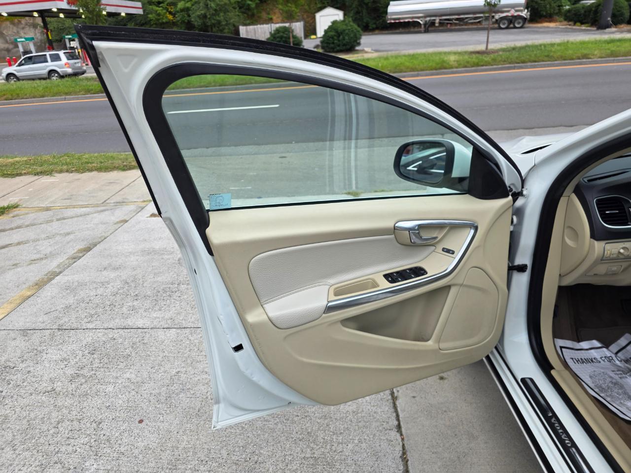 Volvo S60 2.5 Premier 4WD 2015