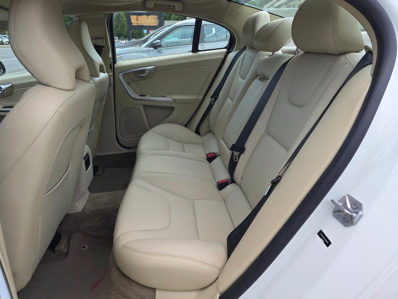 Volvo S60 2.5 Premier 4WD 2015