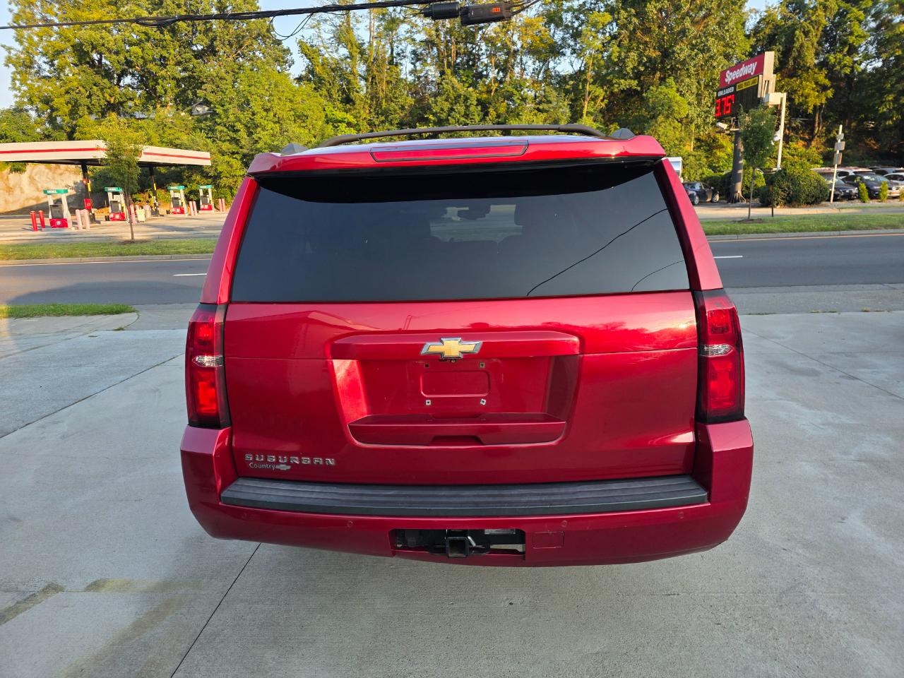 Chevrolet Suburban LT 1500 4WD 2015