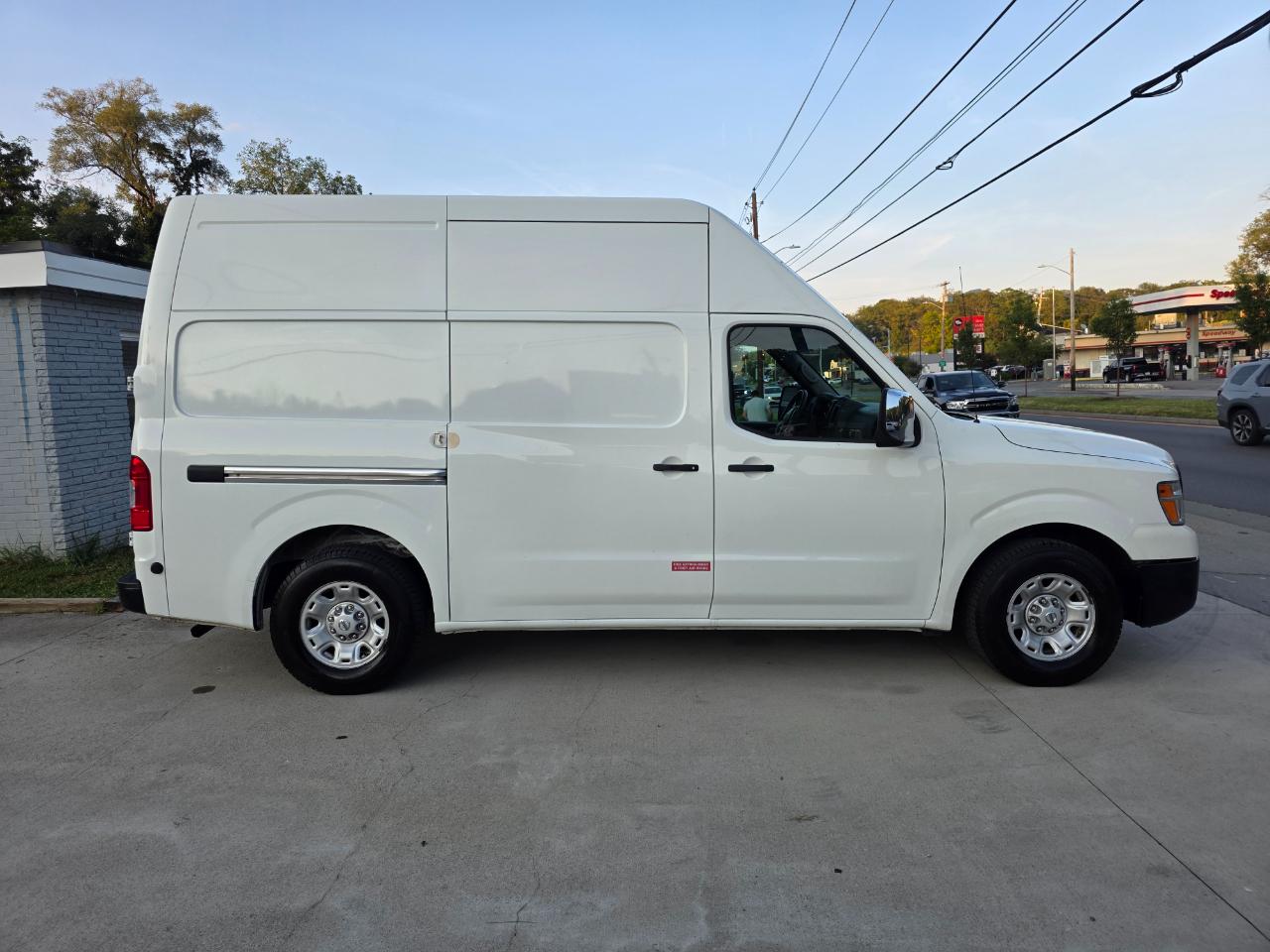 Nissan NV Cargo 2500 HD SV V8 High Roof 2020